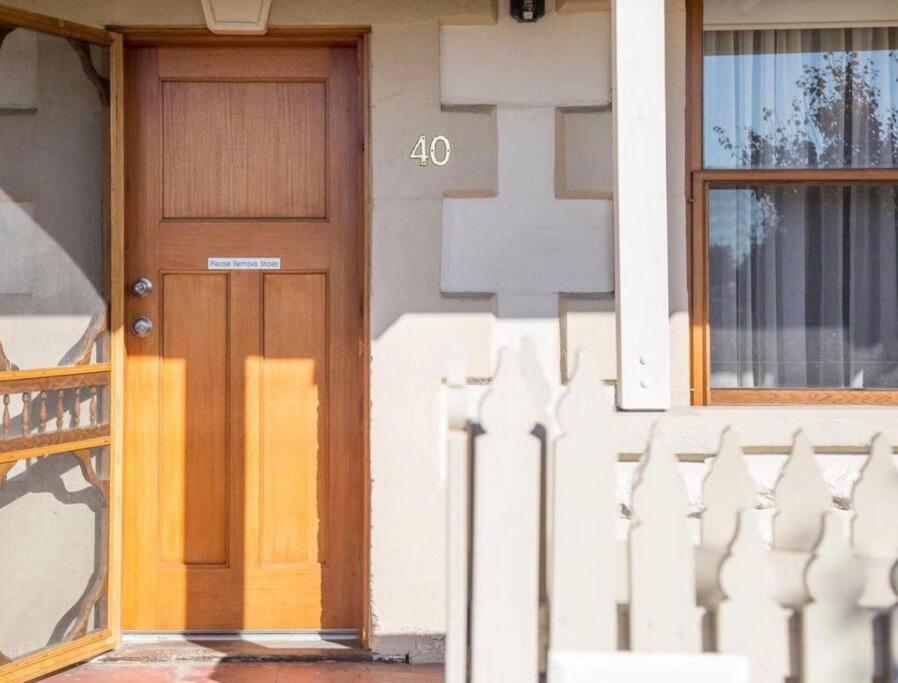 Cornelias Cottage Mount Gambier Central المظهر الخارجي الصورة